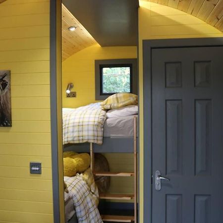 Villa Glampods Glamping Pod - Meet Highland Cows And Sheep Elgin Extérieur photo